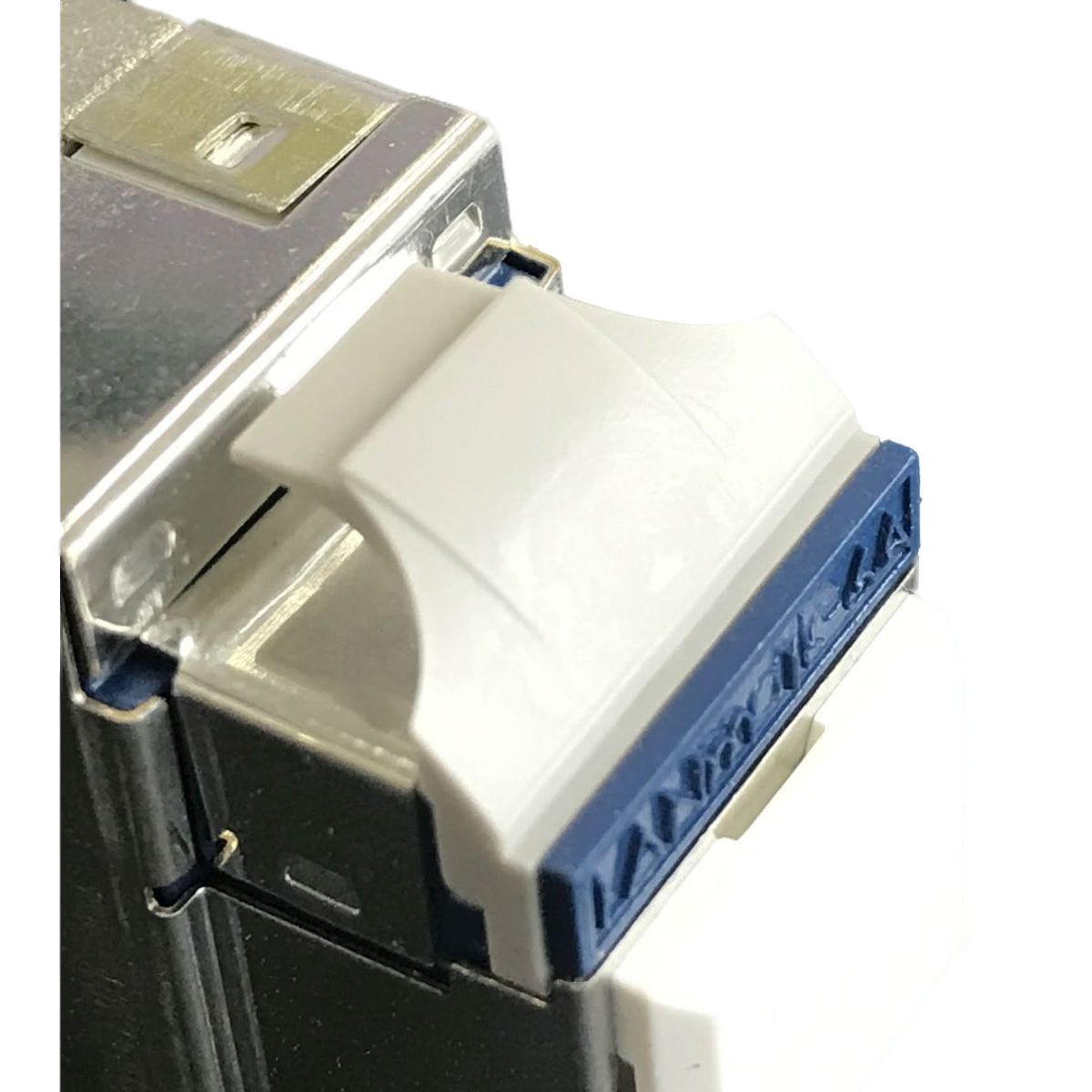 Clip Keystone zu LANmark-6A ULTIM – Bild 2